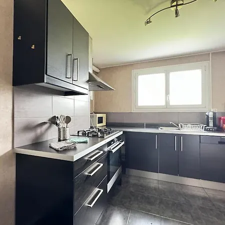 F2 Proche Axes Principaux - Claude Guichard Appartement *