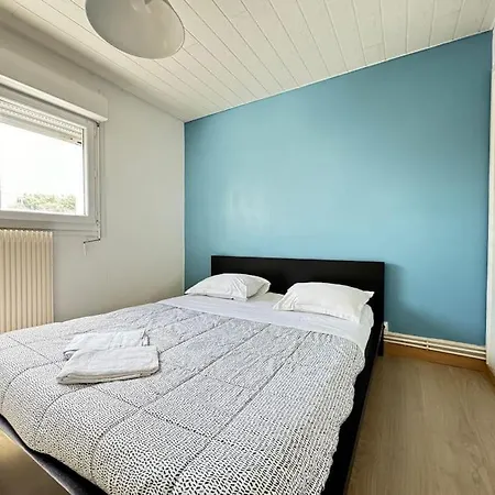F2 Proche Axes Principaux - Claude Guichard Appartement *
